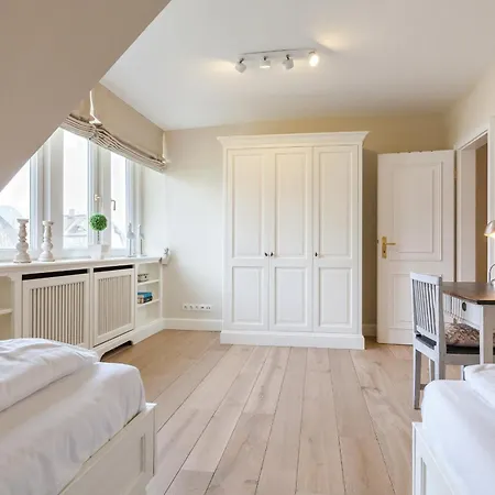Somerhues Holiday home Wenningstedt-Braderup